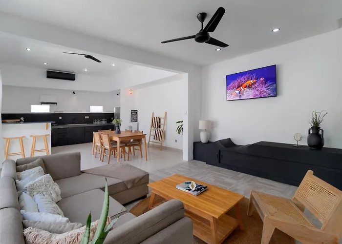 Villa Spacious Modern 2 Bedroom Private Pool In Canggu