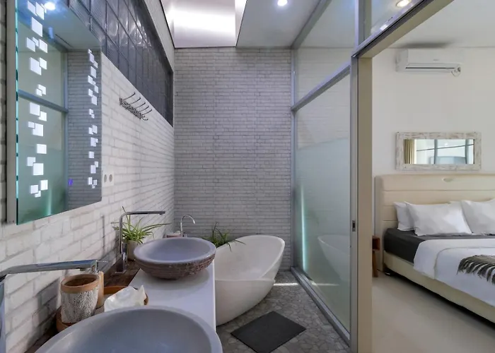 Villa Spacious Modern 2 Bedroom Private Pool In