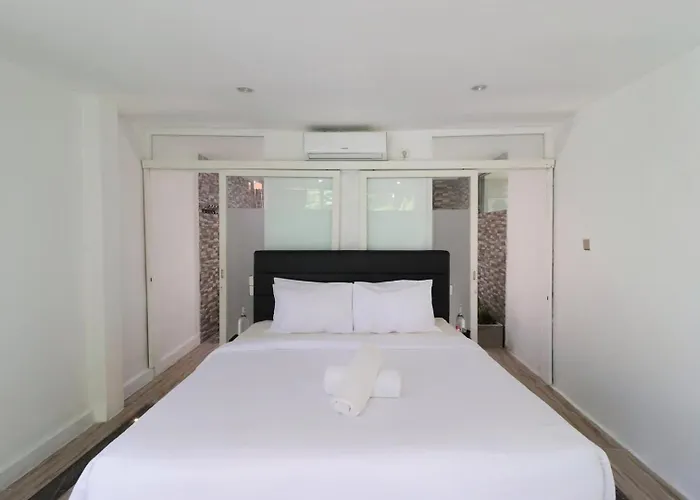 Spacious Modern 2 Bedroom Private Pool In Villa *